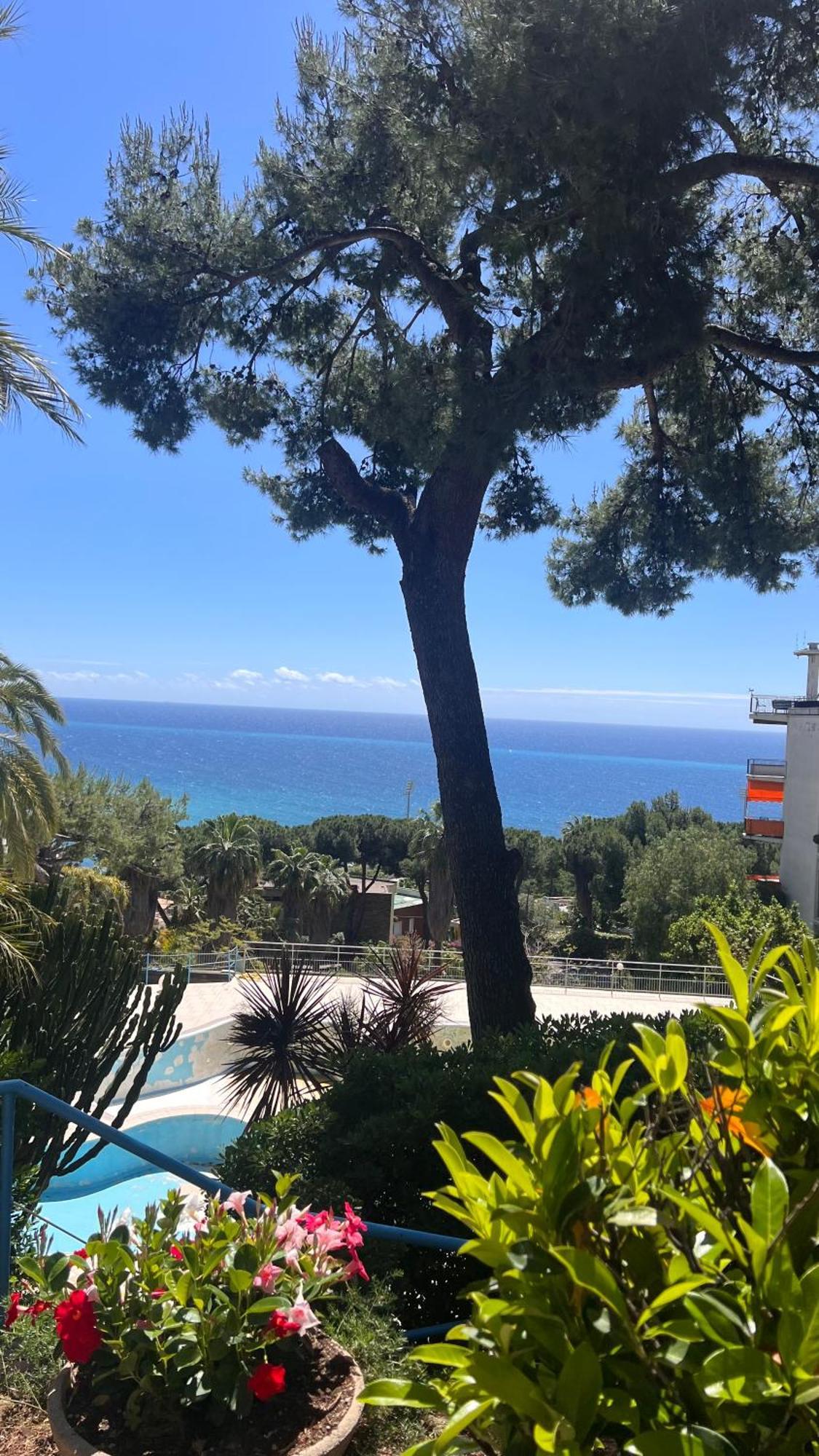 Mamariviera Home Holidays Sanremo - Casa Vista Mare Con Piscina Екстер'єр фото