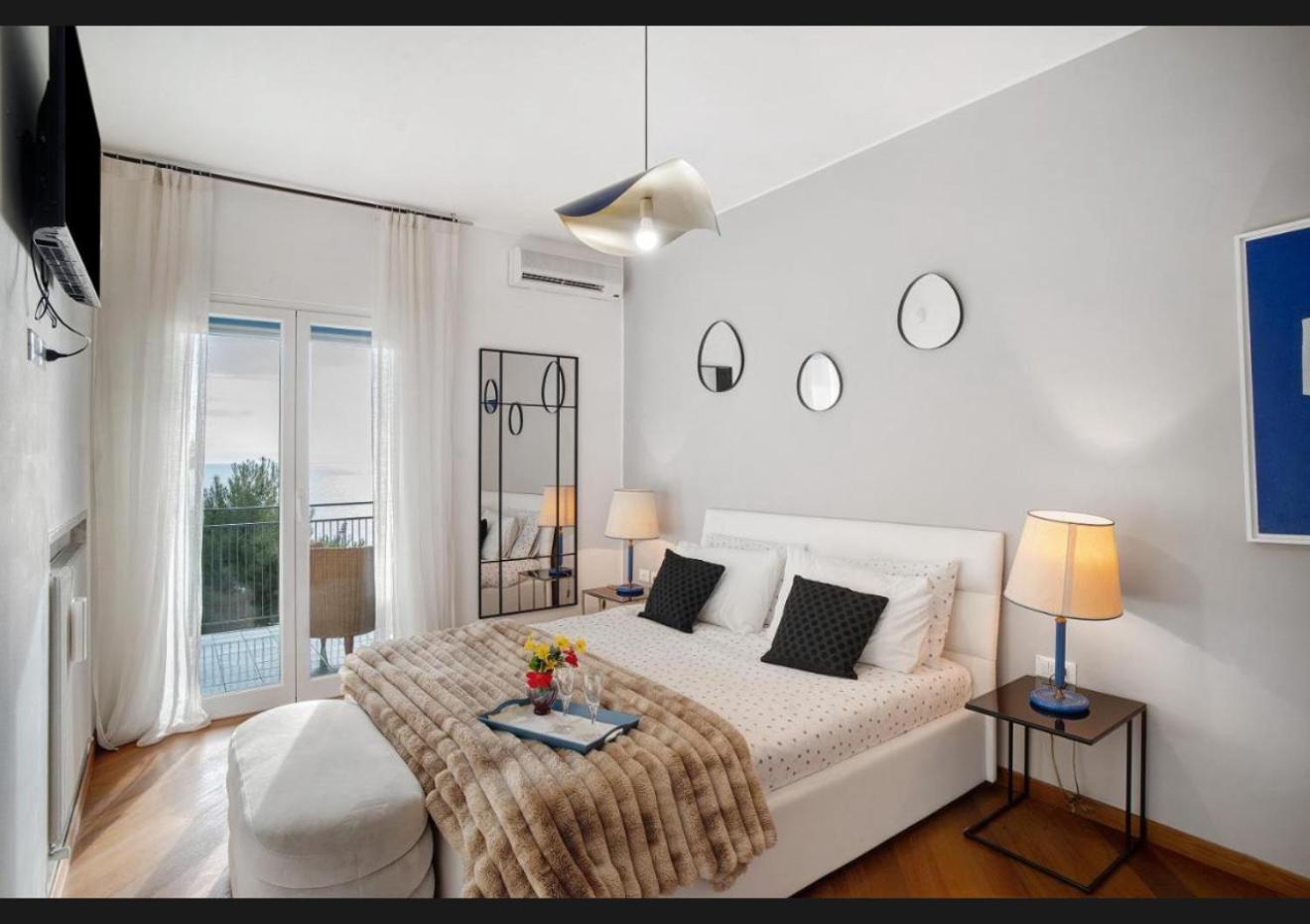 Mamariviera Home Holidays Sanremo - Casa Vista Mare Con Piscina Екстер'єр фото